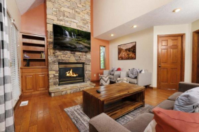 Pet Friendly 2BR Just 10 Min to Pigeon Forge Pkwy! FREE Attraction Tickets